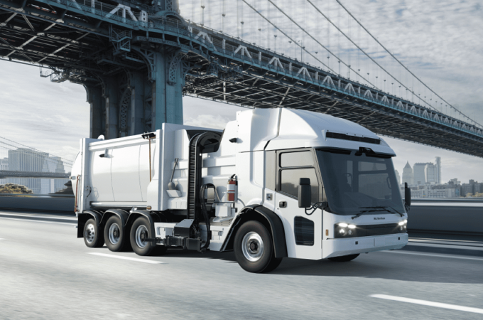 Maximizing ROI with McNeilus Refuse Trucks
